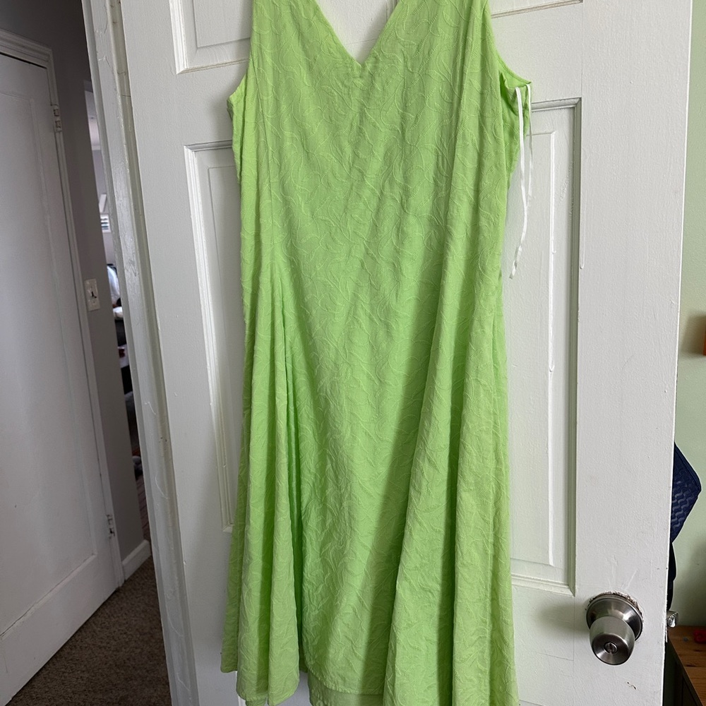 Jones New York Green Sleeveless V-Neck Midi Sundress
